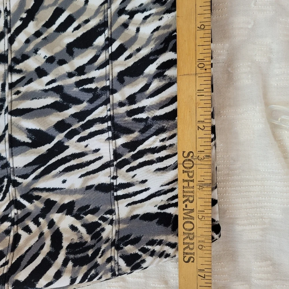 Alfani pull on tan gray ivory black zebra print lined pencil skirt casual work L